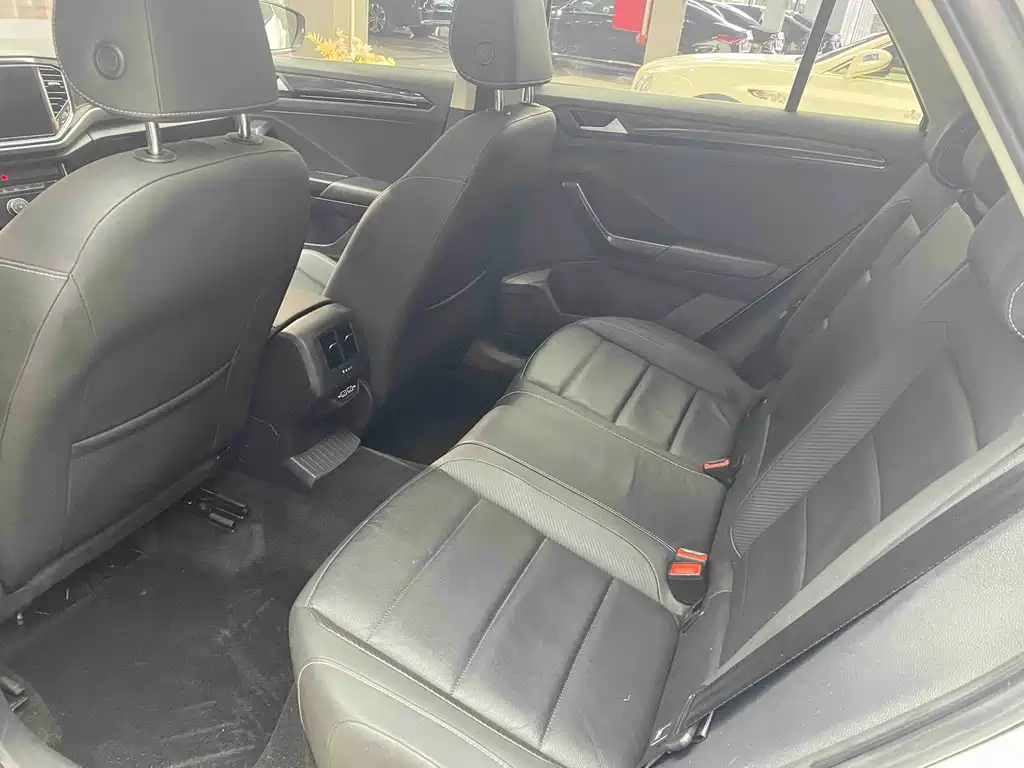 Volkswagen T-Roc 2021 280TSI DSG 2WD Comfort Intelligent Connectivity Edition 2021 - thumbnail 9