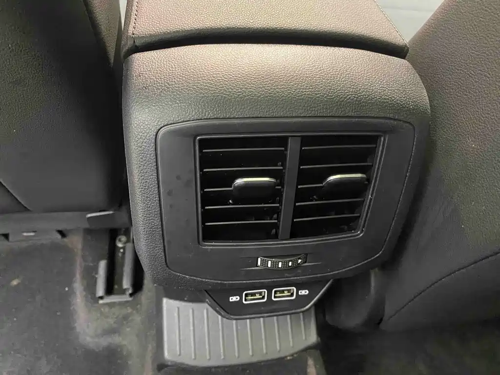 Volkswagen T-Roc 2021 280TSI DSG 2WD Comfort Intelligent Connectivity Edition 2021 - thumbnail 10