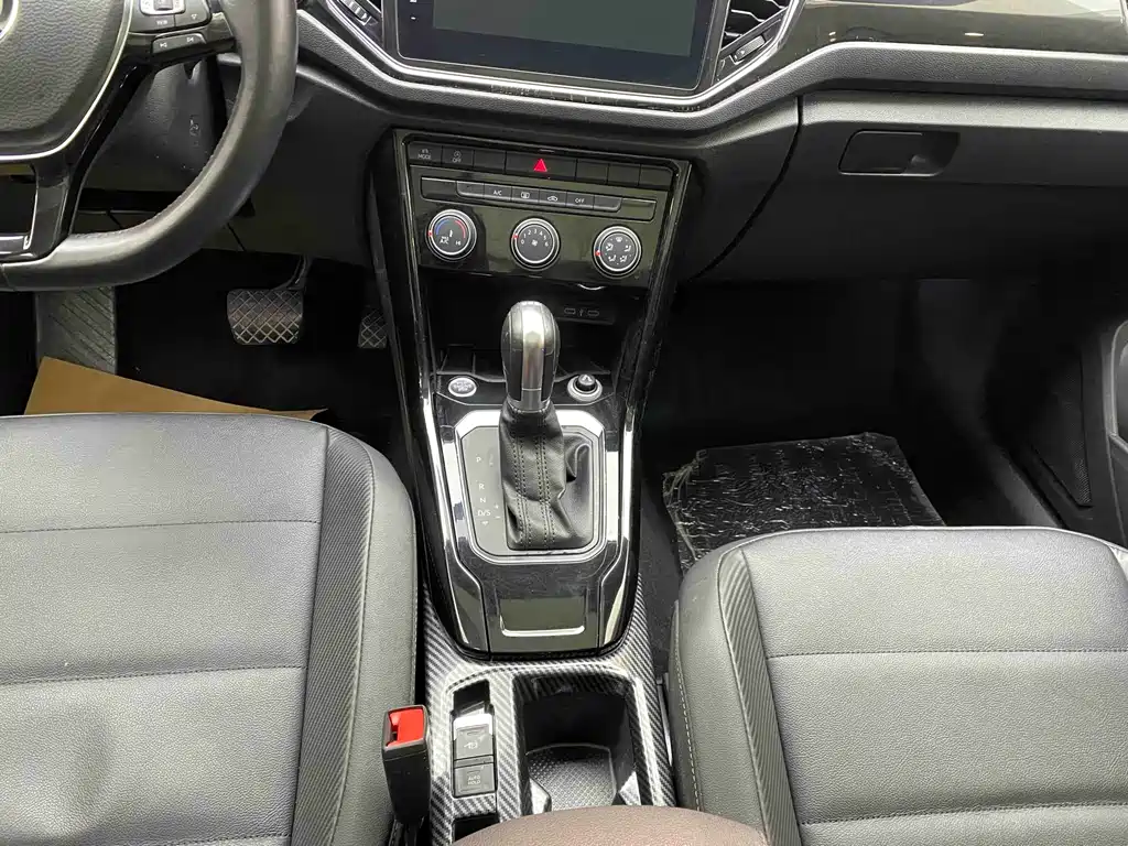 Volkswagen T-Roc 2021 280TSI DSG 2WD Comfort Intelligent Connectivity Edition 2021 - thumbnail 11