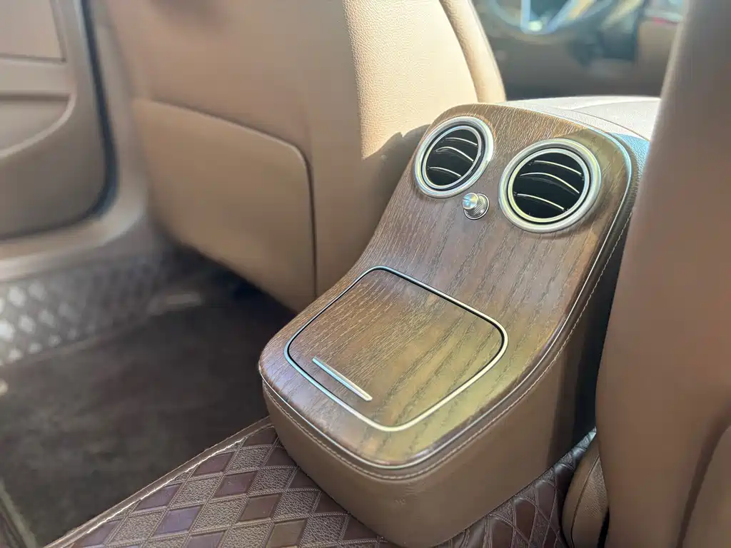 Mercedes-Benz Mercedes-Benz E-Class 2023 E 260 L 2023 - thumbnail 17
