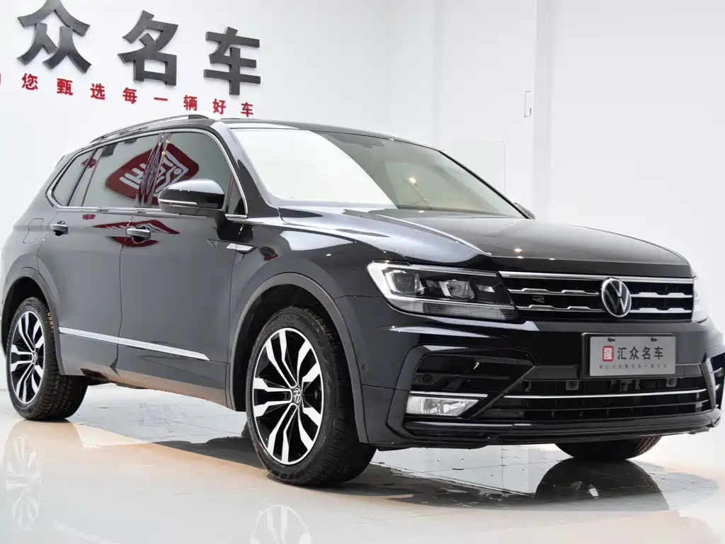 Volkswagen Volkswagen Tiguan L 2021 330TSI Automatic 2WD R-Line Premium Edition 2021 - thumbnail 3
