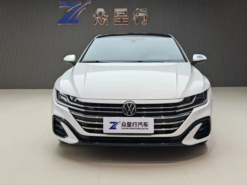 Volkswagen FAW-Volkswagen CC 2021 330TSI Brilliant Edition 2022 - thumbnail 2