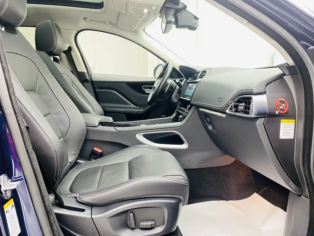 Jaguar Jaguar F-PACE 2019 2.0T AWD R-Sport 2018 - thumbnail 15
