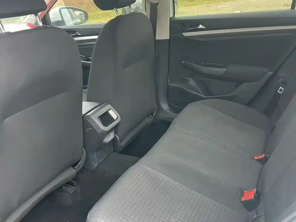 Volkswagen Volkswagen Bora 2021 1.5L Automatic Comfort Intelligent Connectivity Edition 2021 - thumbnail 5