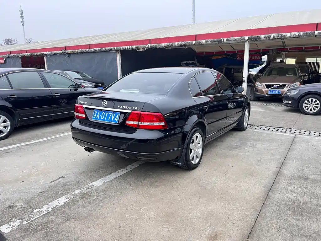 Volkswagen Passat Lingyu 2011 1.8T Manual Premium Edition 2012 - thumbnail 19