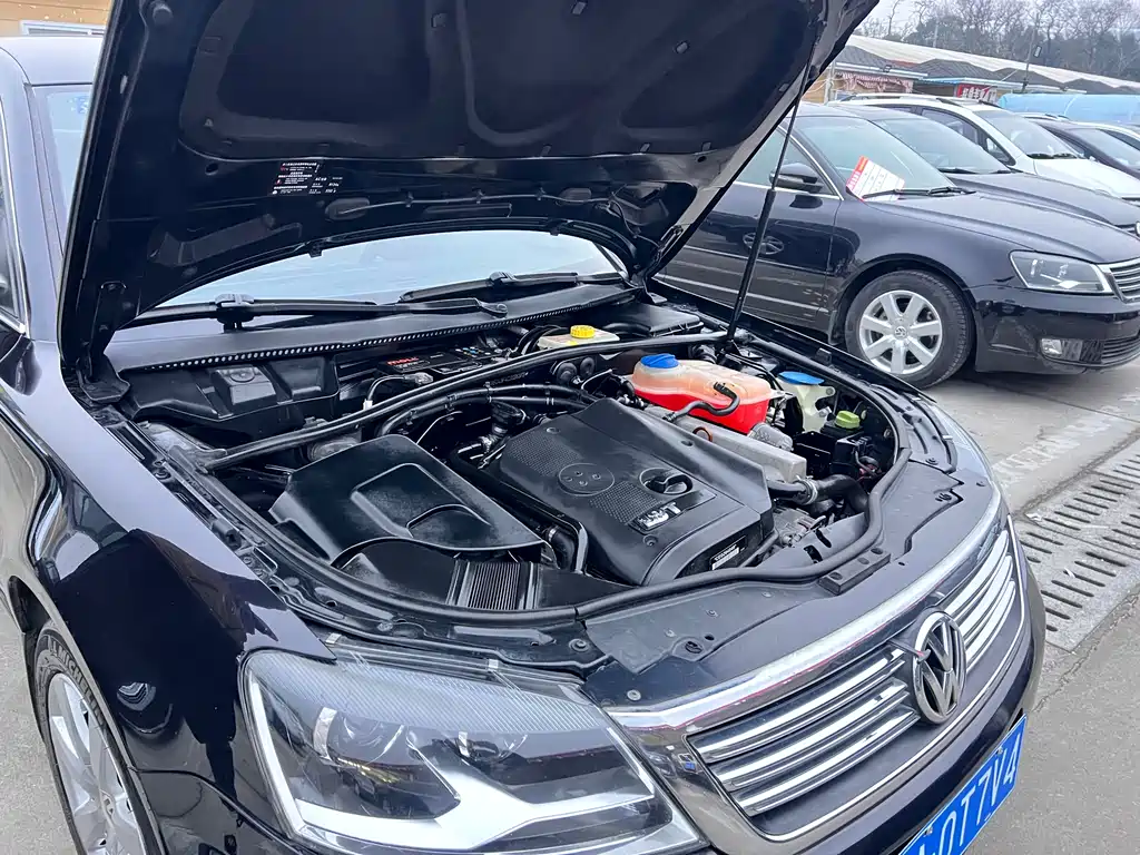 Volkswagen Passat Lingyu 2011 1.8T Manual Premium Edition 2012 - thumbnail 23