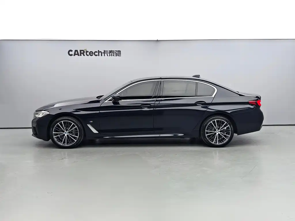 BMW BMW 5 Series 2023 Facelift 530Li Leading Model M Sport Package 2023 - thumbnail 3