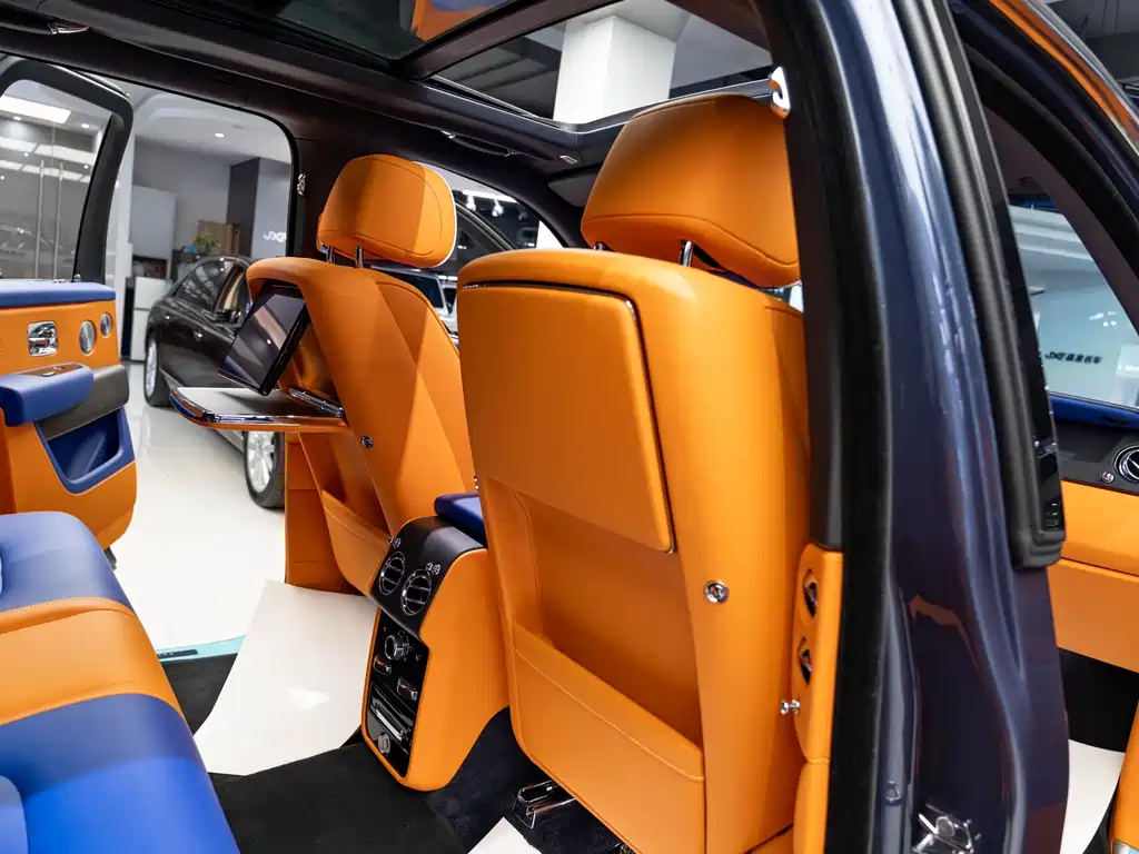Rolls-Royce Rolls-Royce Cullinan 2018 Five-Seat Version 2022 - thumbnail 11