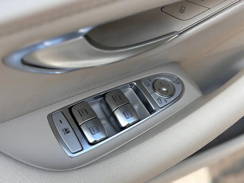 Mercedes-Benz Mercedes-Benz E-Class 2023 Model Year Facelift E 300 L Sport Style 2023 - thumbnail 14
