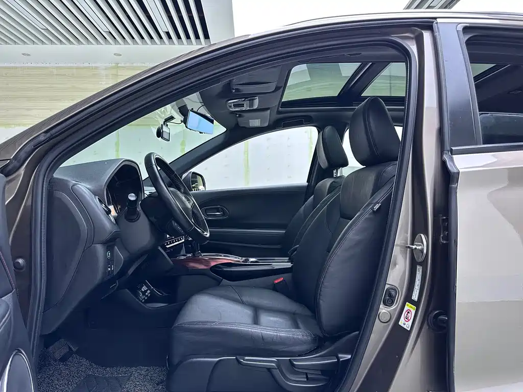 Honda Honda XR-V 2015 1.8L VTi CVT Luxury Edition 2015 - thumbnail 8