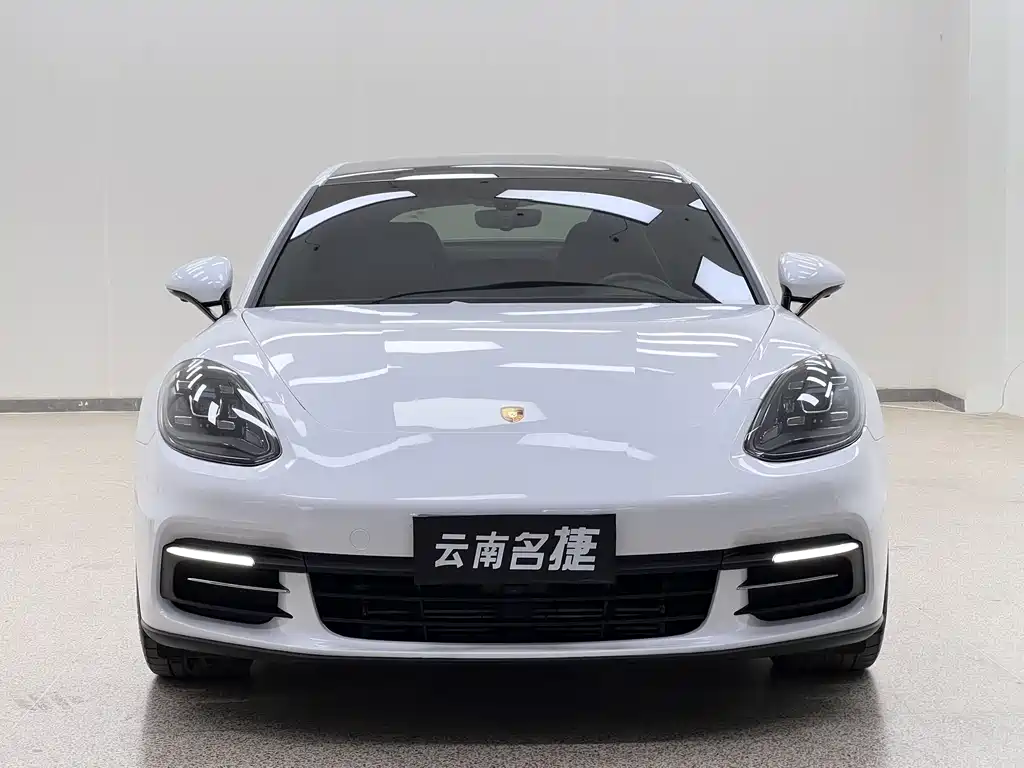 Porsche Porsche Panamera 2017 Panamera 4 Executive Long Wheelbase 3.0T 2019 - thumbnail 2