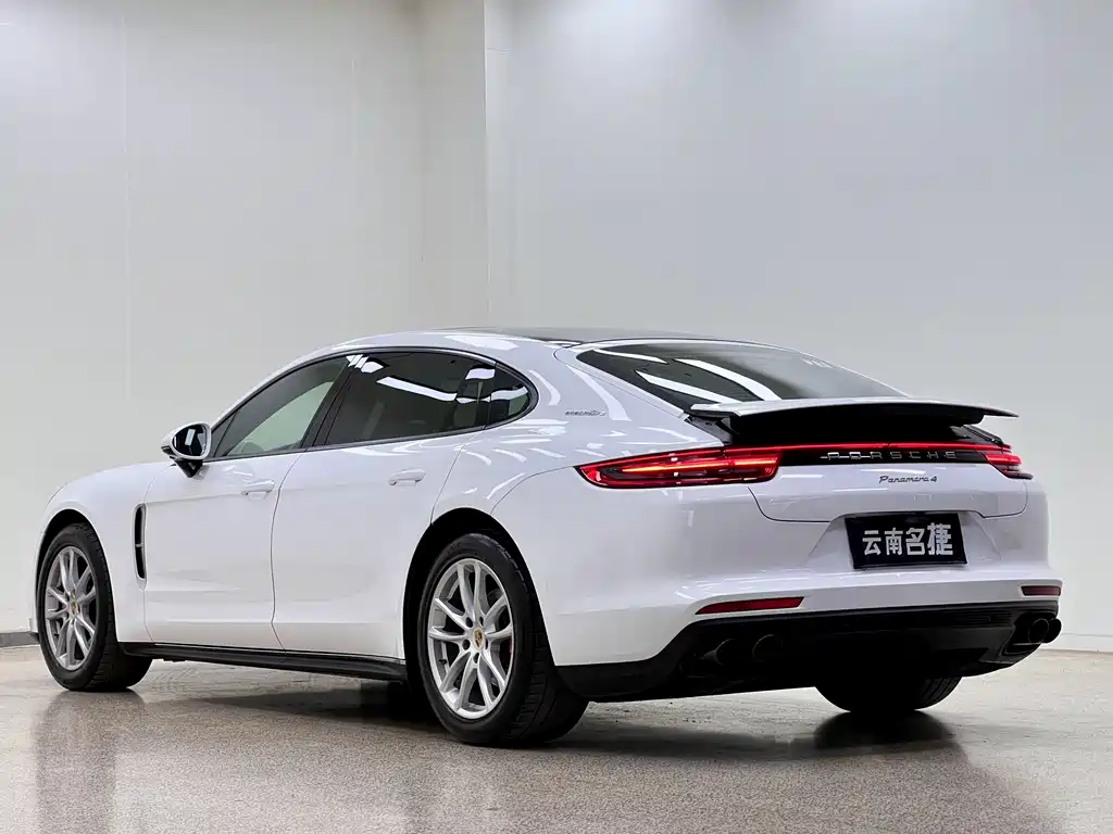 Porsche Porsche Panamera 2017 Panamera 4 Executive Long Wheelbase 3.0T 2019 - thumbnail 5