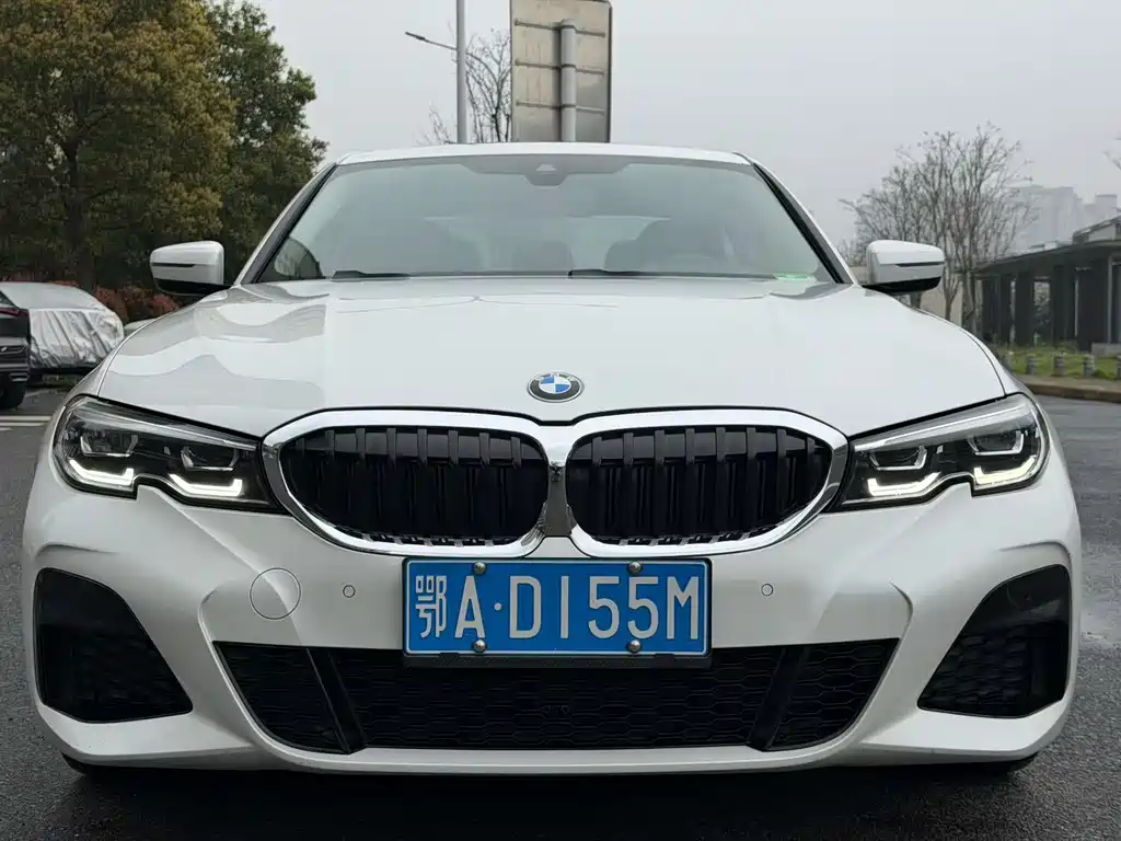BMW BMW 3 Series 2022 325i M Sport Package 2022 - thumbnail 2