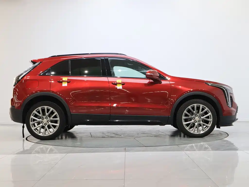Cadillac Cadillac XT4 2022 28T AWD Platinum Edition 2022 - thumbnail 6