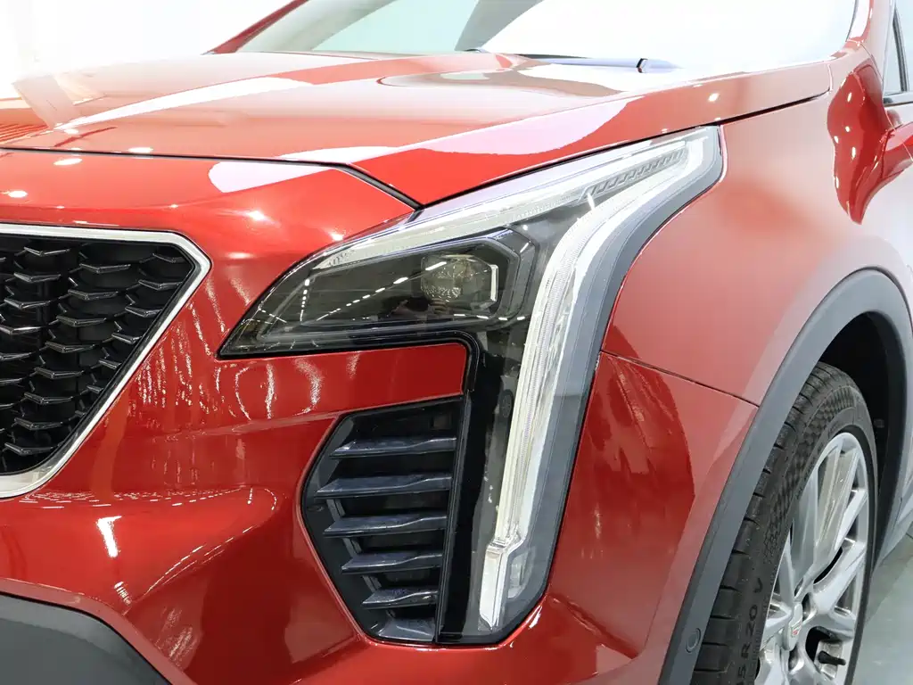 Cadillac Cadillac XT4 2022 28T AWD Platinum Edition 2022 - thumbnail 8