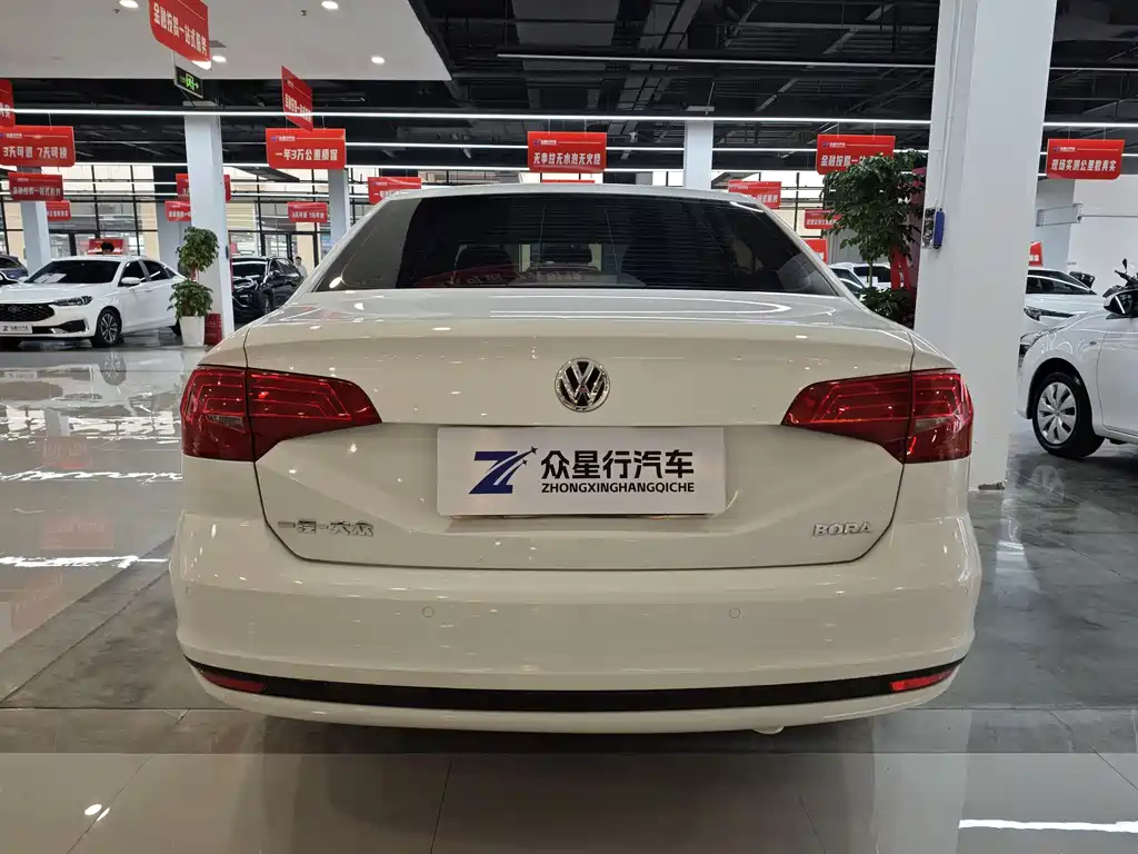 Volkswagen Volkswagen Bora 2019 Bora Legend 1.5L Automatic Fashion Edition National VI 2021 - thumbnail 12
