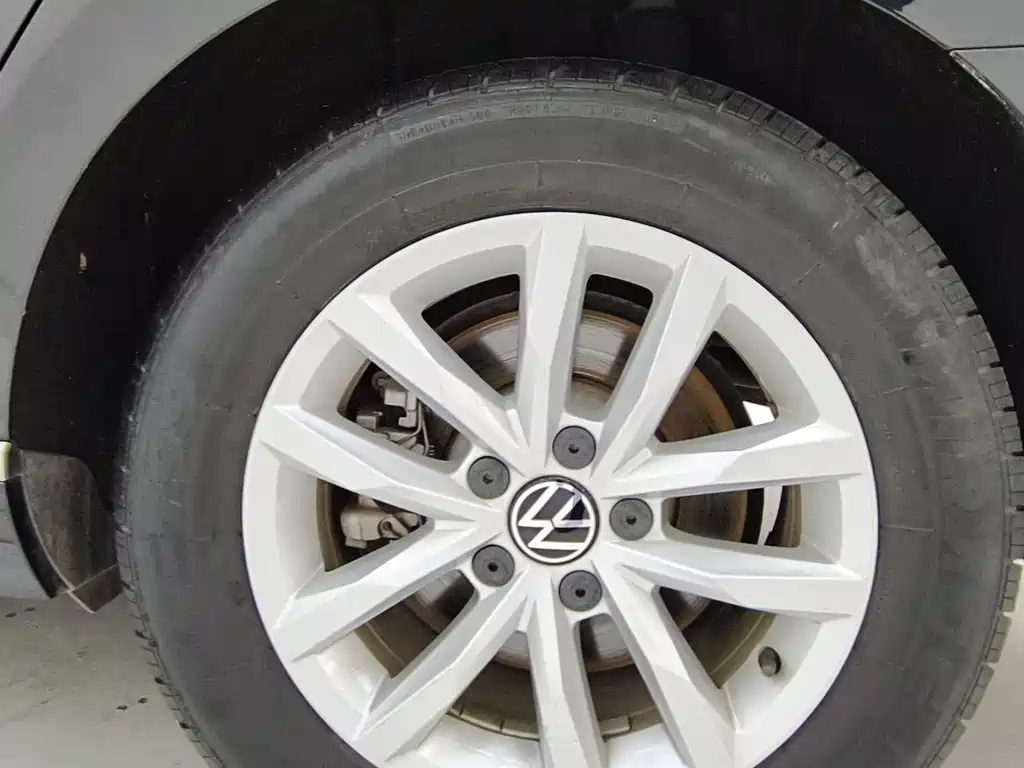 Volkswagen Magotan 2020 280TSI DSG Comfort Line 2023 - thumbnail 15