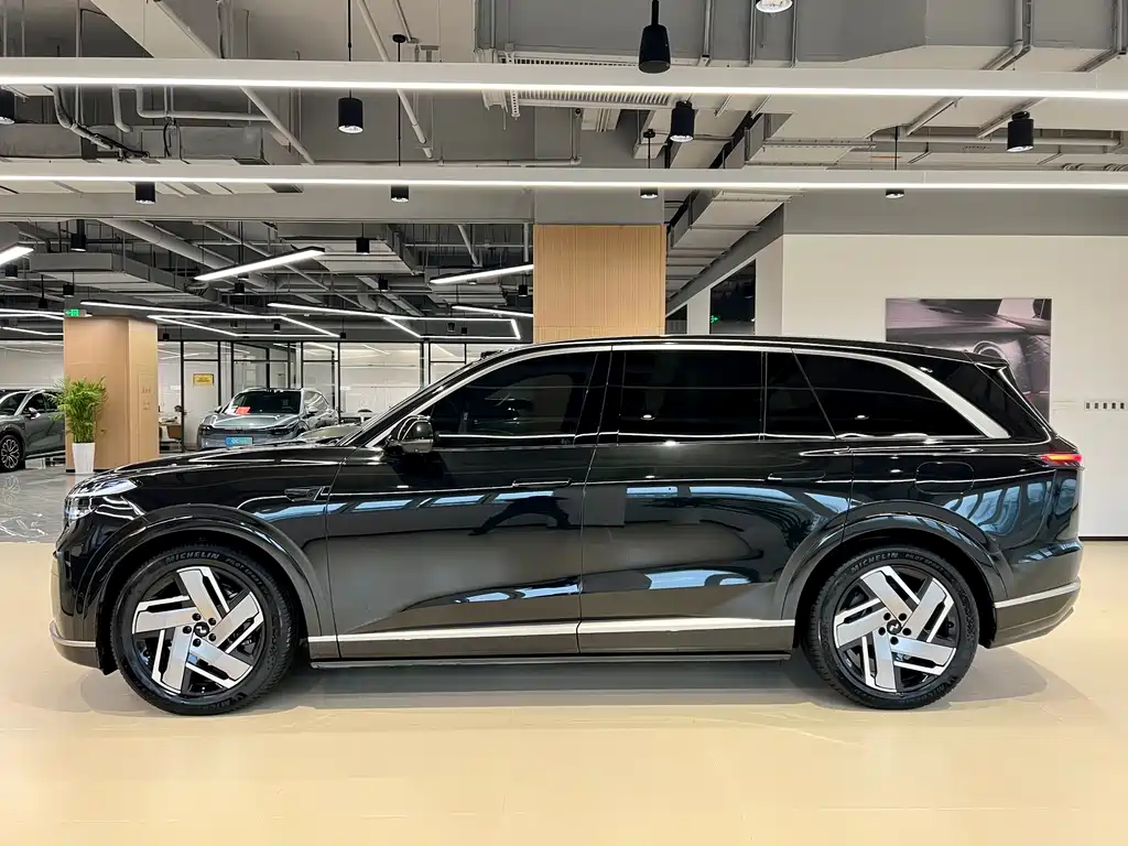 NIO NIO L90 2025 Max 6-seater Edition 2025 - thumbnail 5