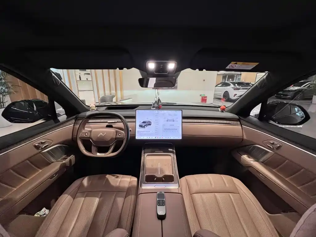 NIO NIO L90 2025 Max 6-seater Edition 2025 - thumbnail 12