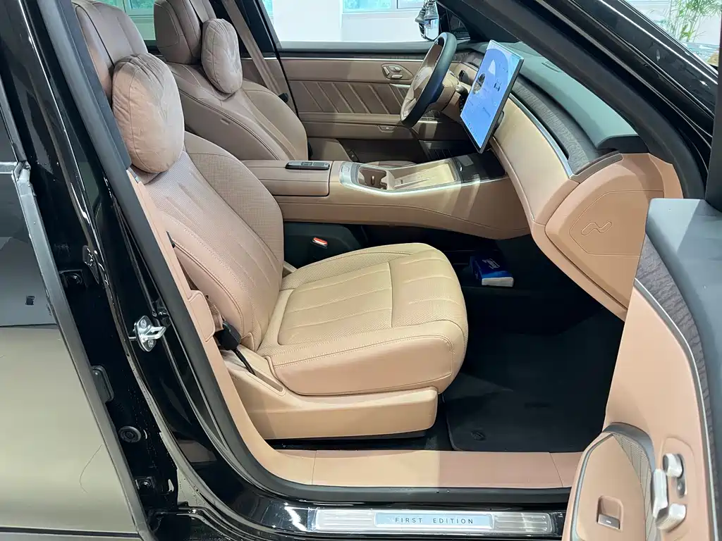 NIO NIO L90 2025 Max 6-seater Edition 2025 - thumbnail 14
