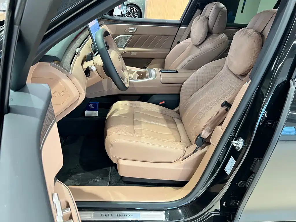 NIO NIO L90 2025 Max 6-seater Edition 2025 - thumbnail 15