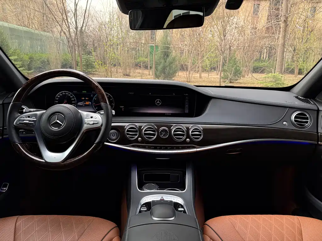Mercedes-Benz Maybach S-Class 2020 S 450 4MATIC Collector's Edition 2021 - thumbnail 12
