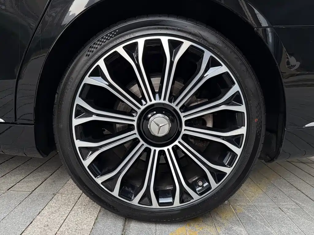 Mercedes-Benz Maybach S-Class 2020 S 450 4MATIC Collector's Edition 2021 - thumbnail 18