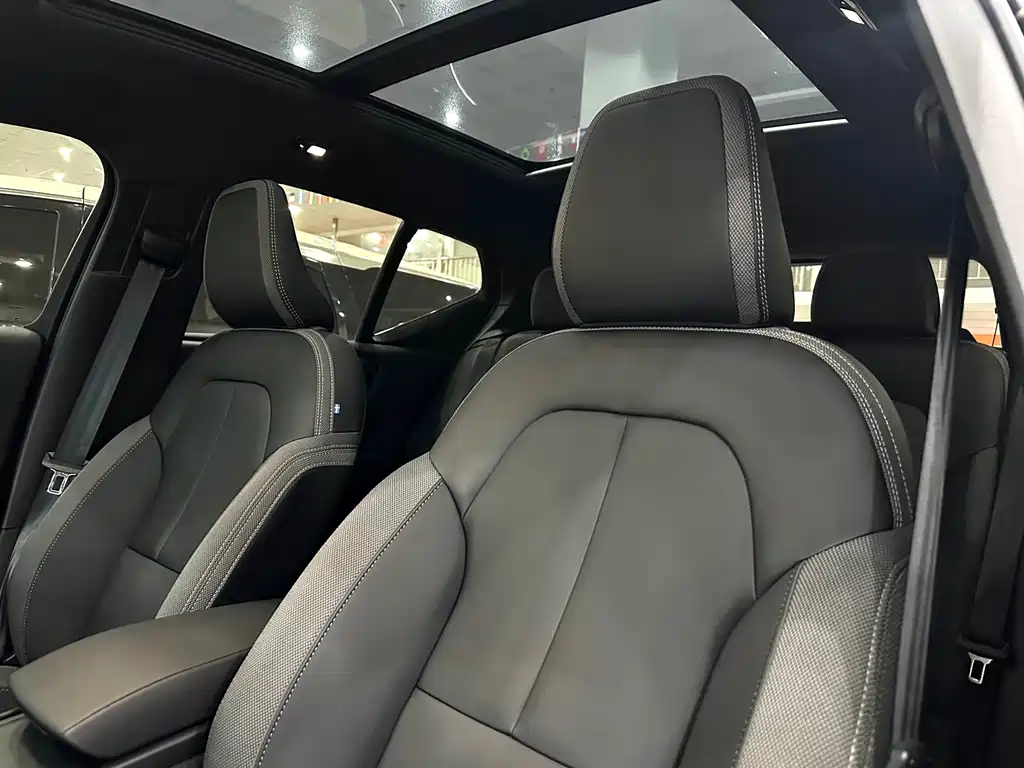 Volvo Volvo XC40 2023 B3 Ultimate Edition 2022 - thumbnail 8