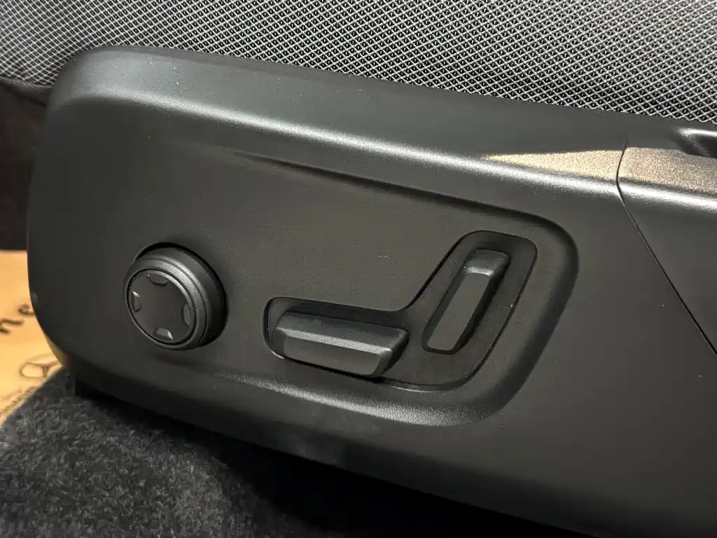 Volvo Volvo XC40 2023 B3 Ultimate Edition 2022 - thumbnail 11