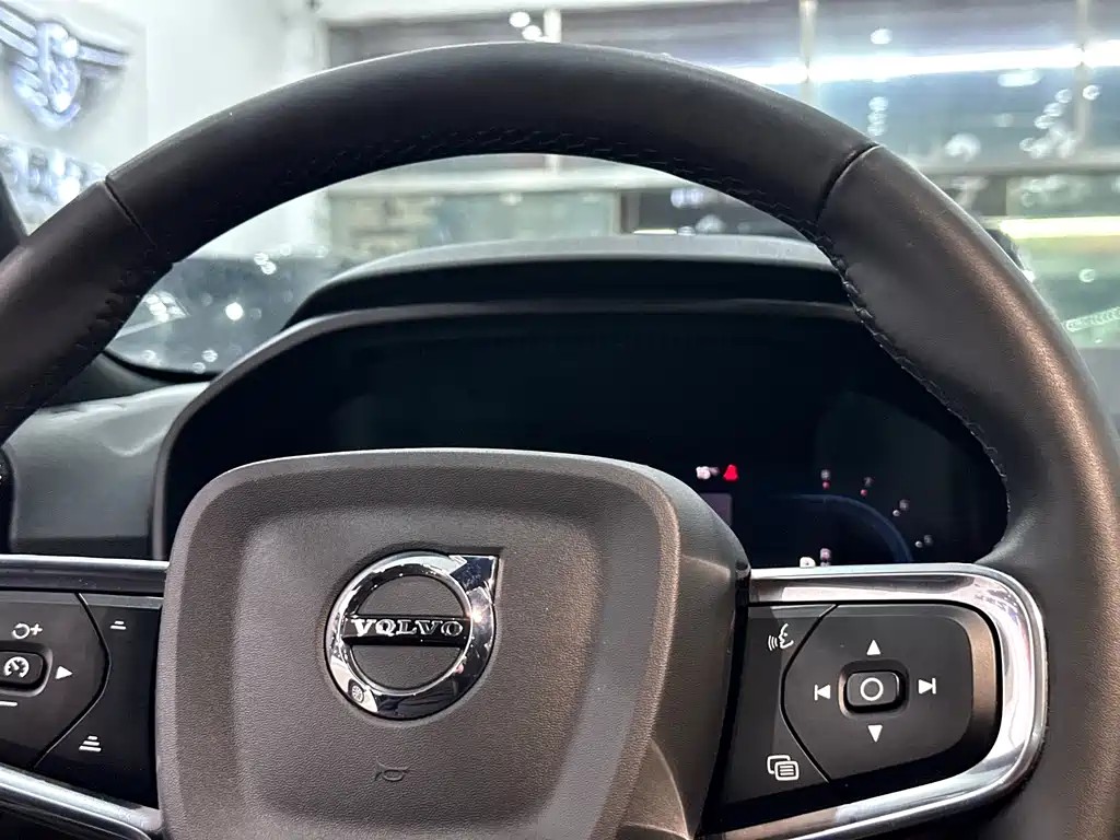 Volvo Volvo XC40 2023 B3 Ultimate Edition 2022 - thumbnail 26