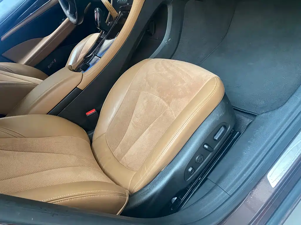 Buick Buick LaCrosse 2016 20T Luxury Edition 2017 - thumbnail 16