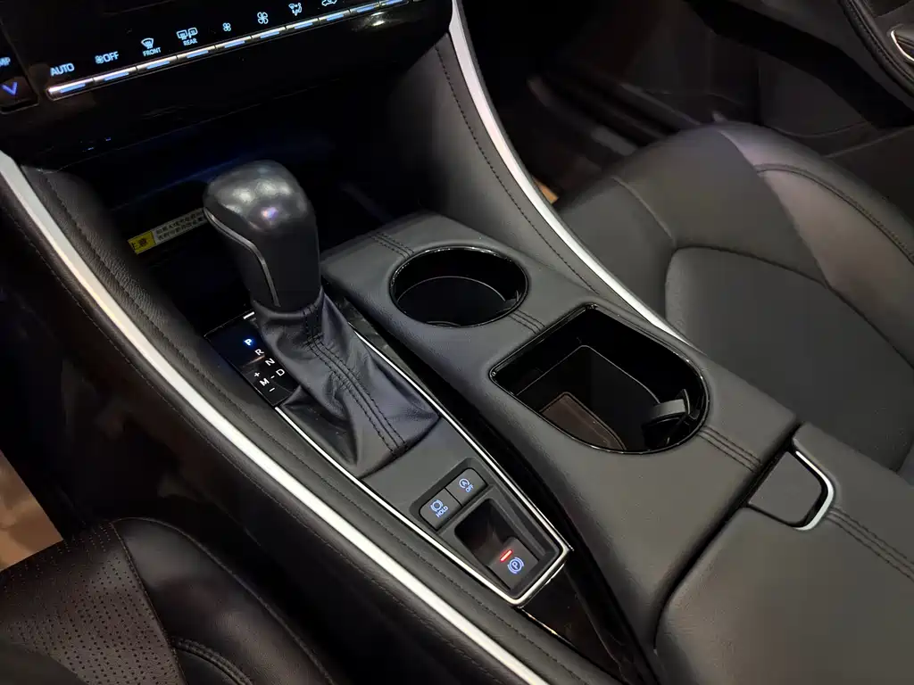 Toyota Toyota Avalon 2022 2.0L Luxury Edition 2022 - thumbnail 10