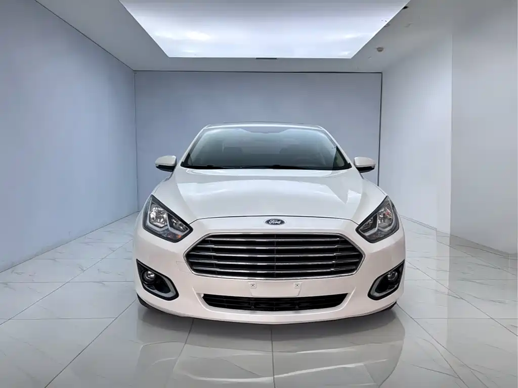 Ford Ford Focus 2015 1.5L Automatic Fashion Edition 2016 - thumbnail 2