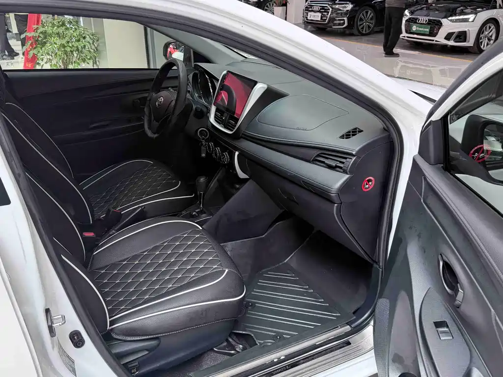 Toyota Toyota YARiS L 2017 1.5E CVT Sport Upgrade Edition 2017 - thumbnail 17