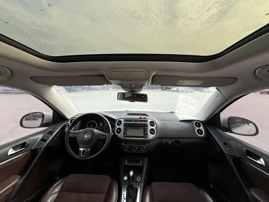Volkswagen Volkswagen Tiguan 2015 2.0TSI Automatic AWD Flagship Edition 2014 - thumbnail 12