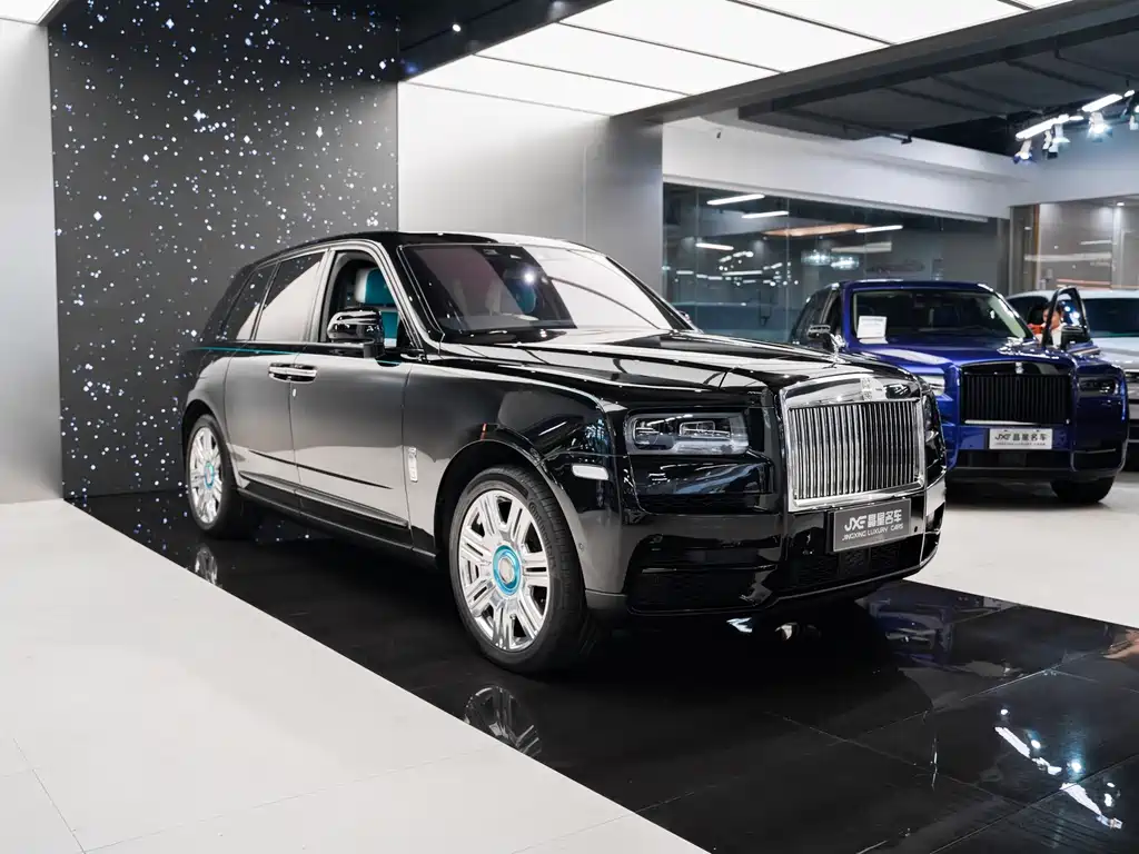 Rolls-Royce Rolls-Royce Cullinan 2018 Five-Seat Version 2022 - thumbnail 3