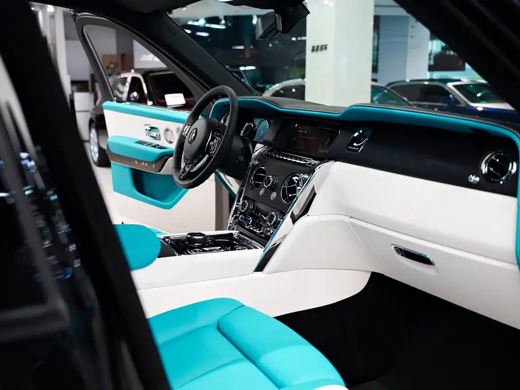 Rolls-Royce Rolls-Royce Cullinan 2018 Five-Seat Version 2022 - thumbnail 6