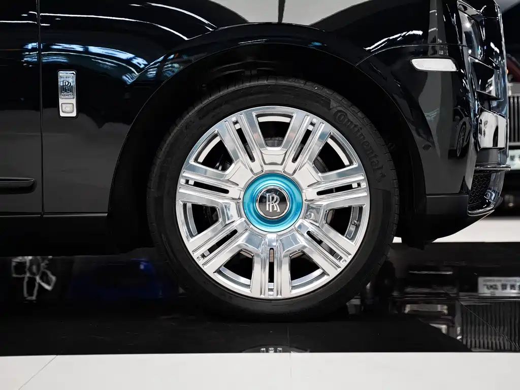 Rolls-Royce Rolls-Royce Cullinan 2018 Five-Seat Version 2022 - thumbnail 15