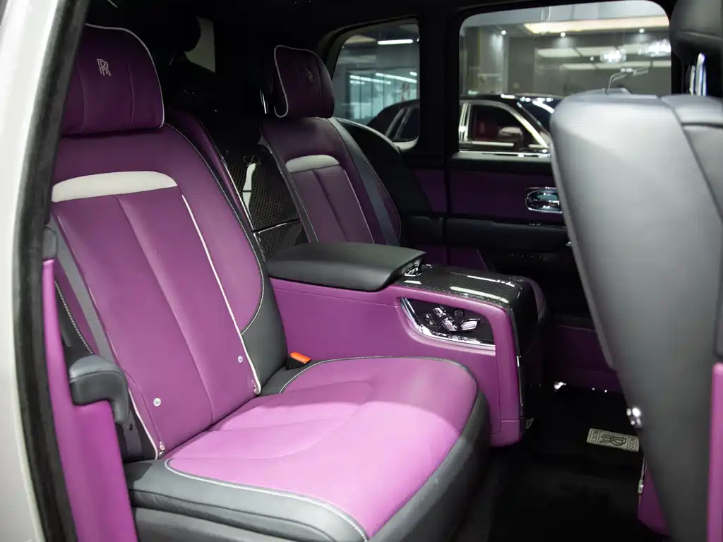 Rolls-Royce Rolls-Royce Cullinan 2020 Black Badge 2021 - thumbnail 9