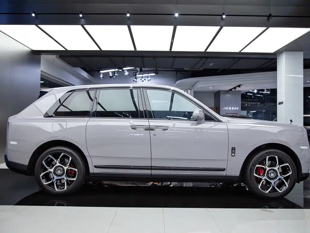 Rolls-Royce Rolls-Royce Cullinan 2020 Black Badge 2021 - thumbnail 12