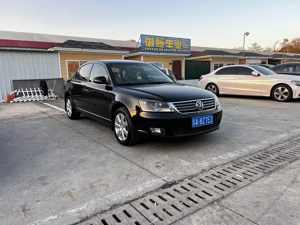Volkswagen Volkswagen Passat Lingyu 2009 2.0L MFI Manual Premium Edition 2010 - thumbnail 2
