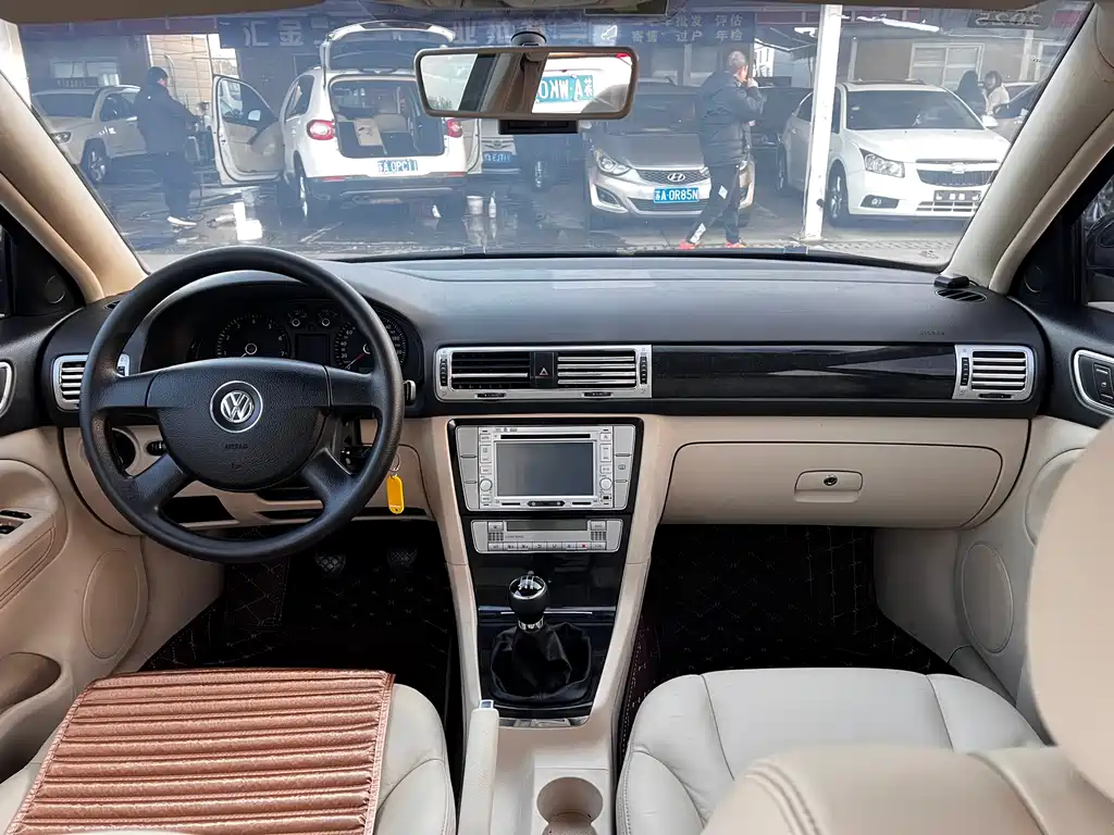 Volkswagen Volkswagen Passat Lingyu 2009 2.0L MFI Manual Premium Edition 2010 - thumbnail 14