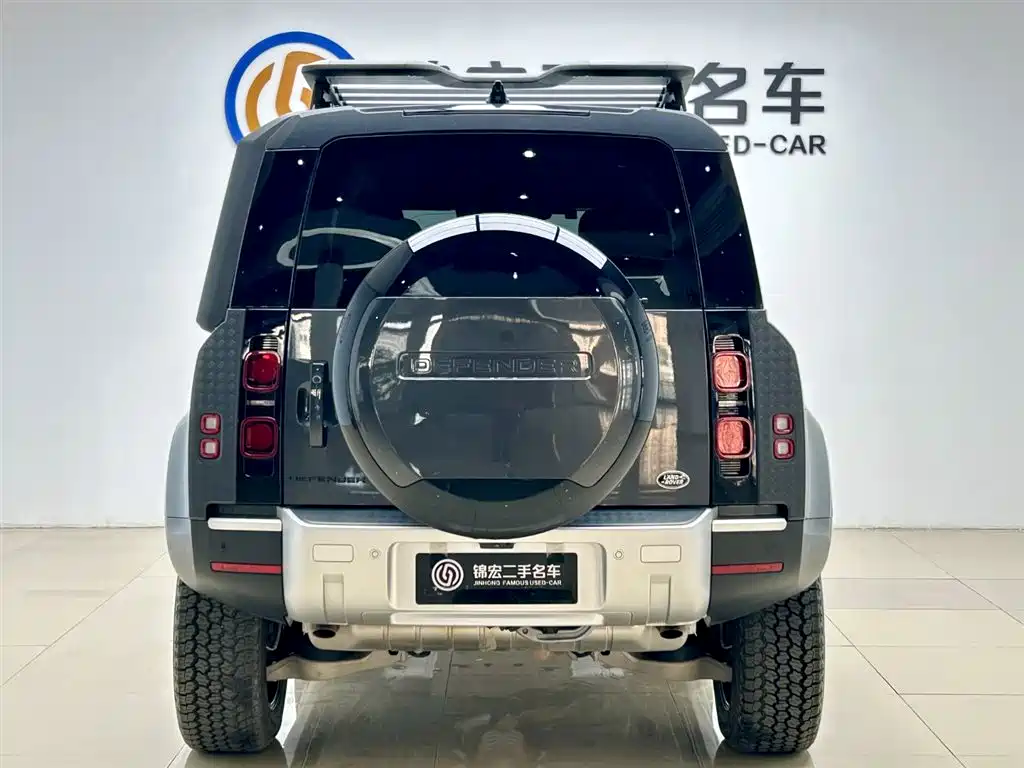 Land Rover Land Rover Defender 2023 110 3.0T P400 Dark Edition 2023 - thumbnail 26
