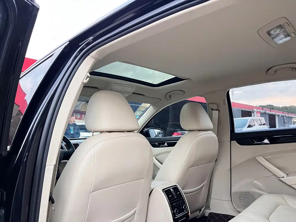 Volkswagen Volkswagen Passat 2014 1.8TSI DSG Luxury Edition 2014 - thumbnail 11