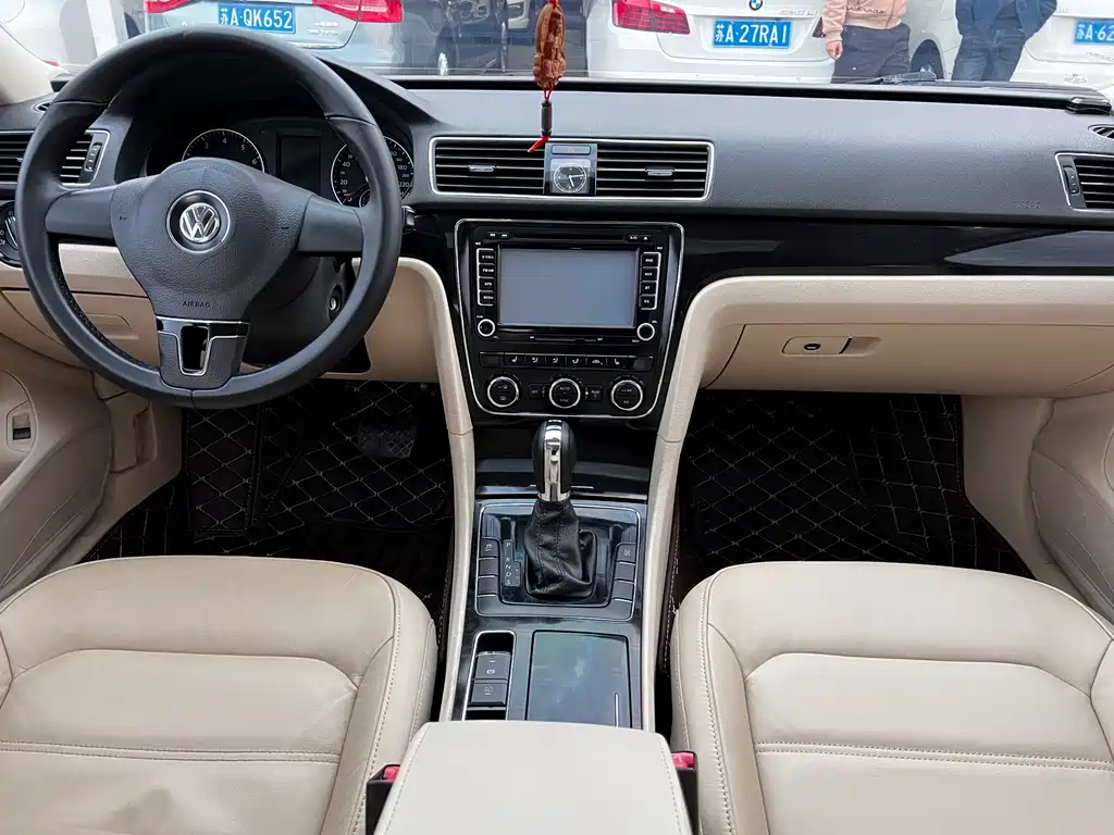 Volkswagen Volkswagen Passat 2014 1.8TSI DSG Luxury Edition 2014 - thumbnail 15