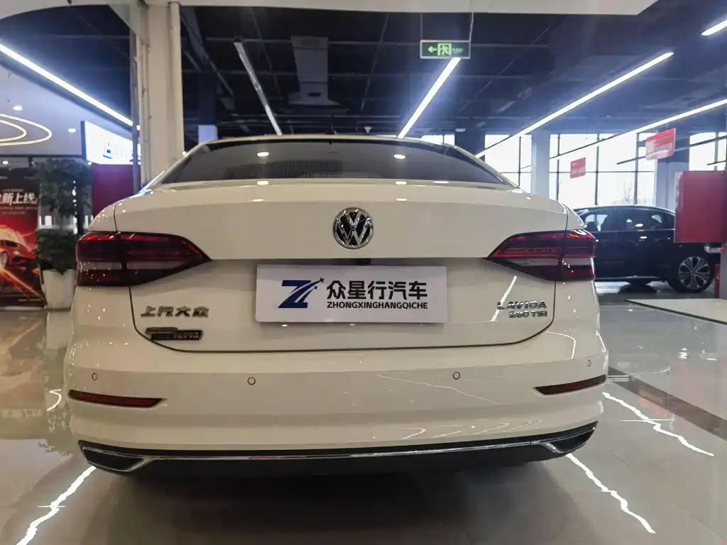 Volkswagen Lavida 2019 280TSI DSG Luxury Edition China VI 2020 - thumbnail 4