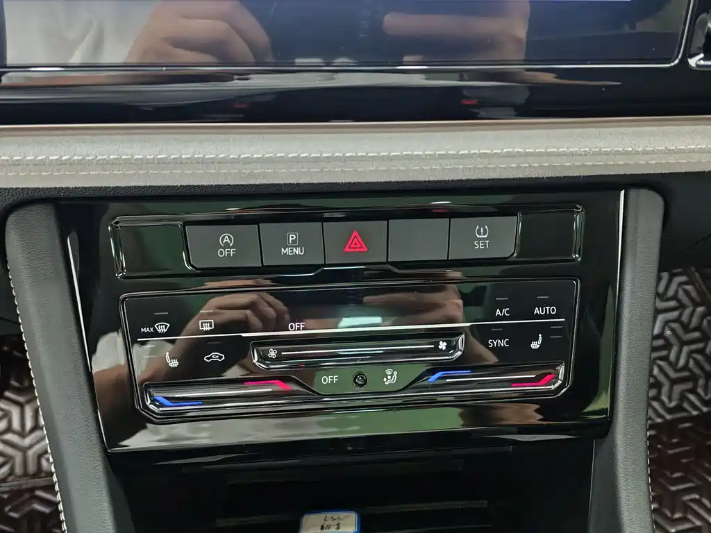 Jetta Jetta VS7 2023 280TSI ABT Automatic Glory Limited Edition 2023 - thumbnail 13