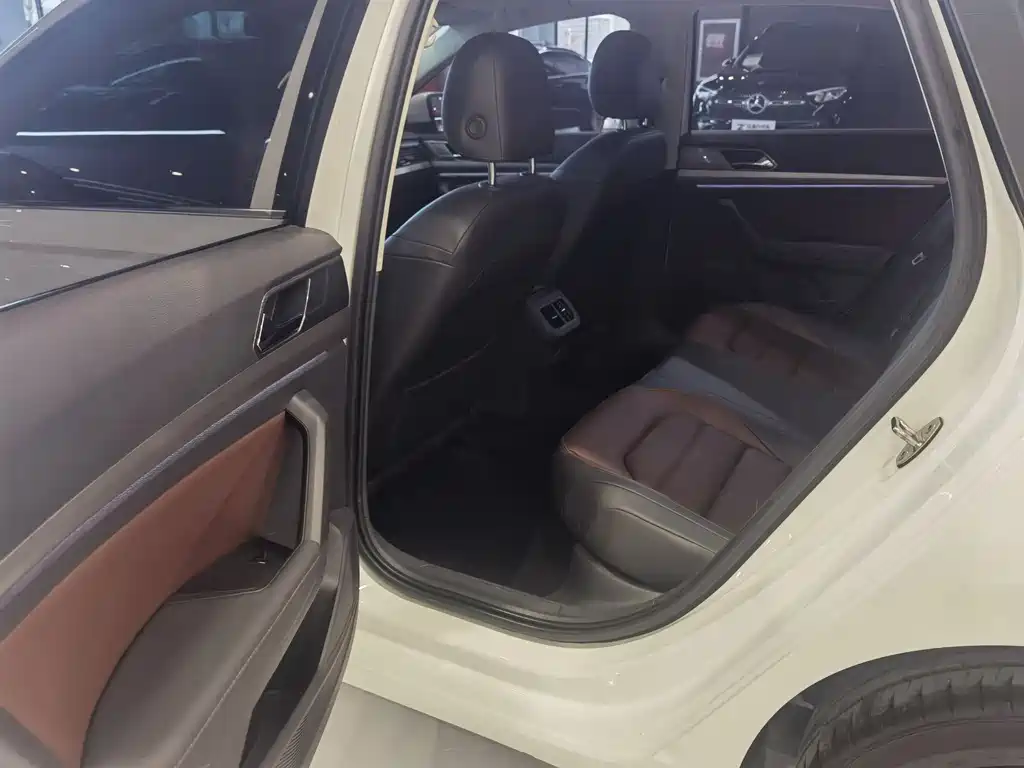 Volkswagen Lavida 2019 280TSI DSG Luxury Edition China VI 2020 - thumbnail 10