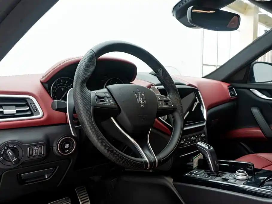 Maserati Maserati Ghibli 2022 3.0T Modena 2022 - thumbnail 17