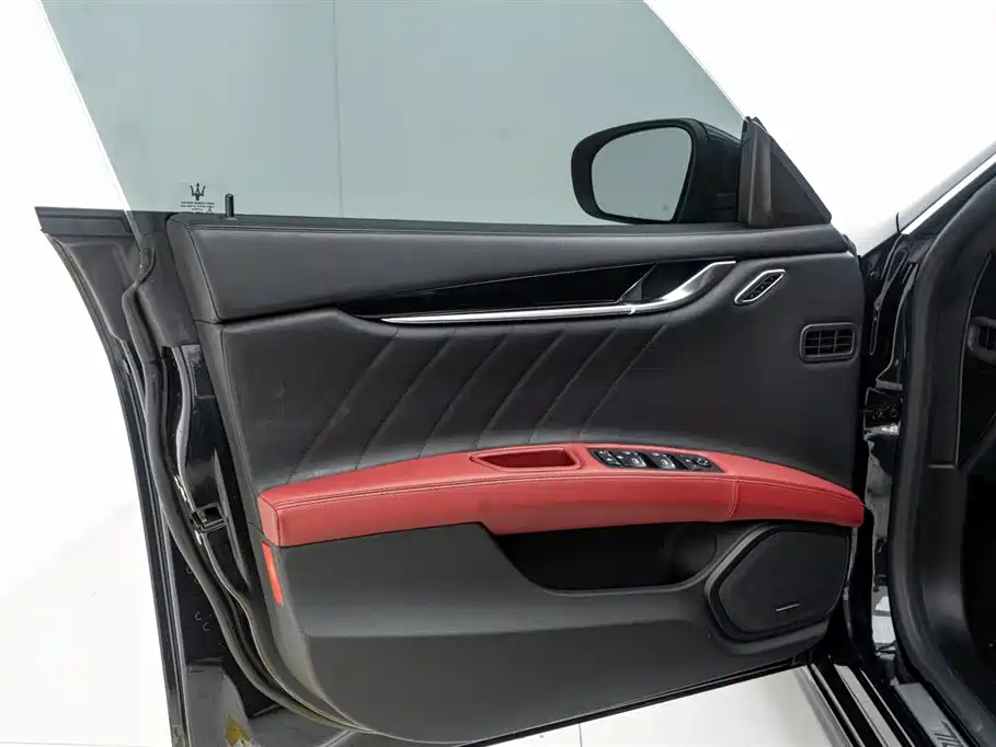 Maserati Maserati Ghibli 2022 3.0T Modena 2022 - thumbnail 18